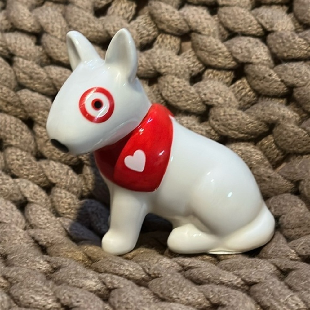 Valentine's Day Ceramic Target Bullseye Dog  nwt